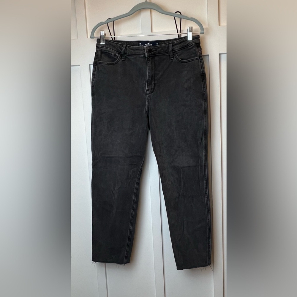 Hollister Junior Size 9 R Black Ultra High-Rise Mom Jeans Vintage Stretch Grunge